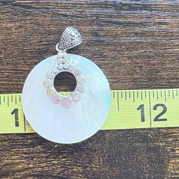 VTG Sterling Silver 925 Mother of Pearl Circle Pendant Size 1.75" Length - Picture 8 of 9